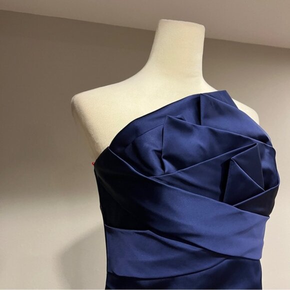 Navy strapless formal navy dress - Picture 4 of 15